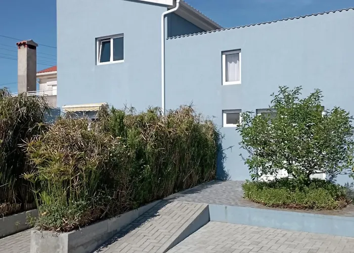 Yellow Door * Gafanha da Encarnação