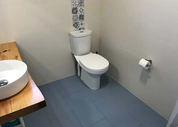 Yellow Door * Gafanha da Encarnação